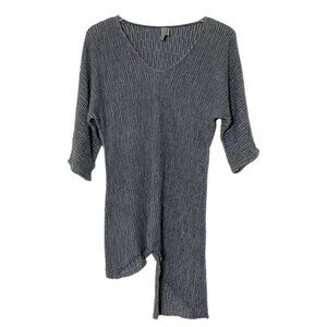 NEW XCVI Asymmetrical V Neck 3/4 Sleeve Gray Sweater Sz. S